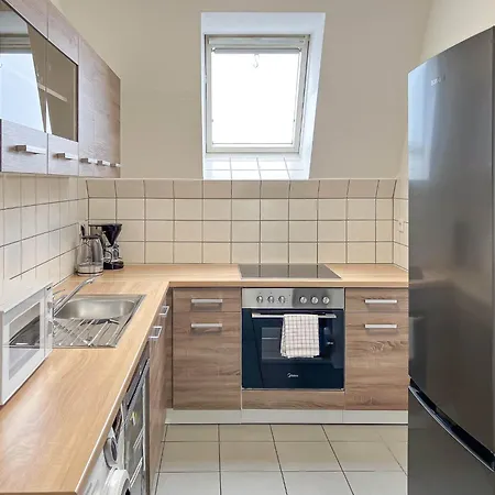 T&k - 2 - 5 - Heart Of Solingen-hofgarten