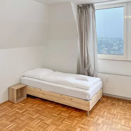 T&k - 2 - 5 - Heart Of Solingen-hofgarten *