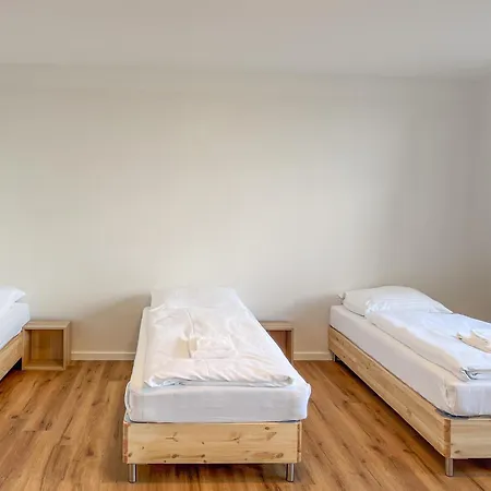 T&k - 2 - 5 - Heart Of Solingen-hofgarten *