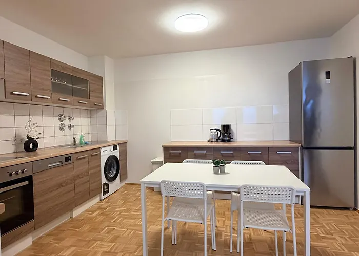 T&k - 2 - 5 - Heart Of Solingen-hofgarten